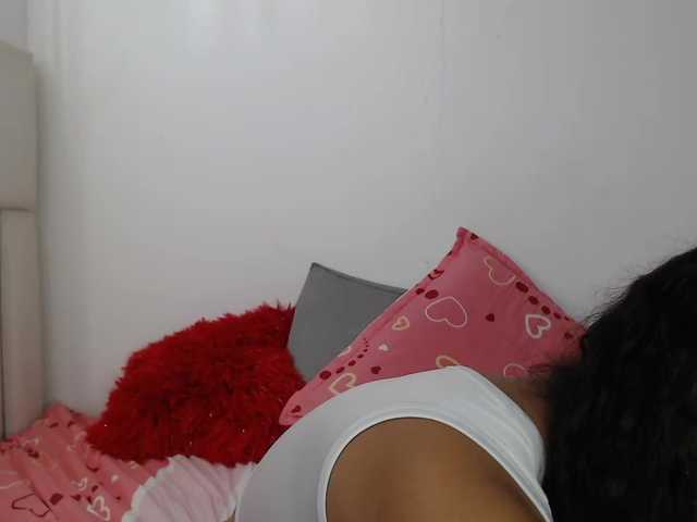 KarlieK live cam on BongaCams