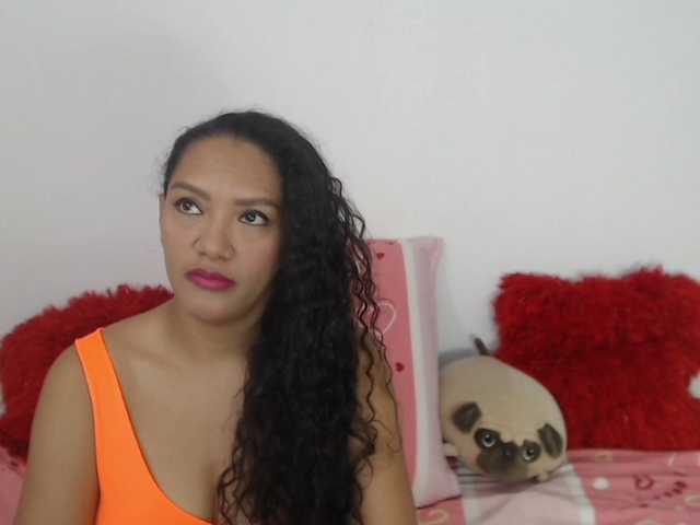 KarlieK live cam on BongaCams