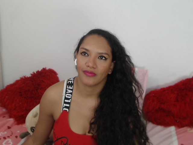 KarlieK live cam on BongaCams