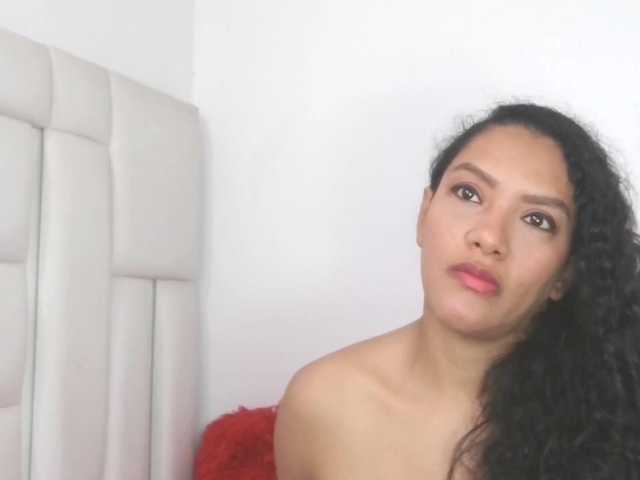 KarlieK live cam on BongaCams