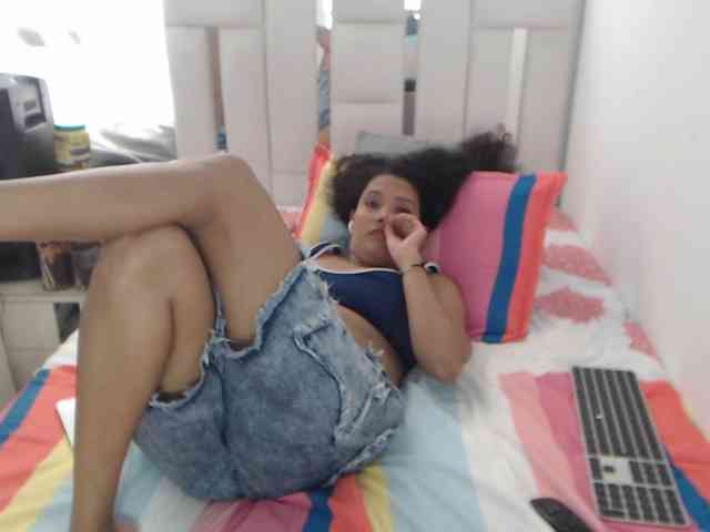 KarlieK webcam