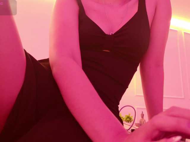 AmyBunnyy live cam on BongaCams