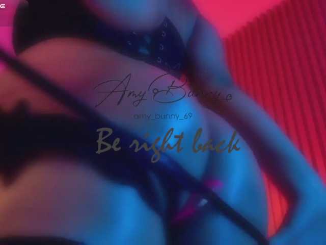 AmyBunnyy live cam on BongaCams