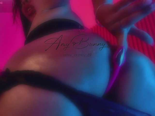 AmyBunnyy live cam