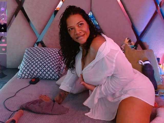 paula-daniela1 live cam on BongaCams