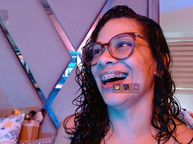 paula-daniela1 live cam on BongaCams
