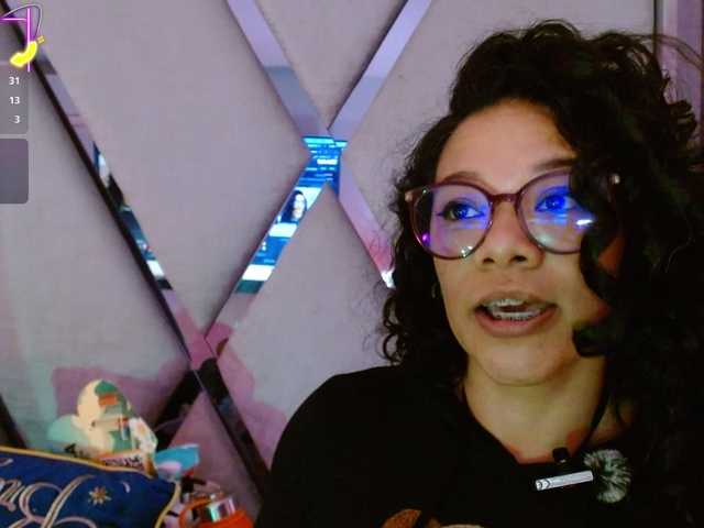 paula-daniela1 live cam on BongaCams