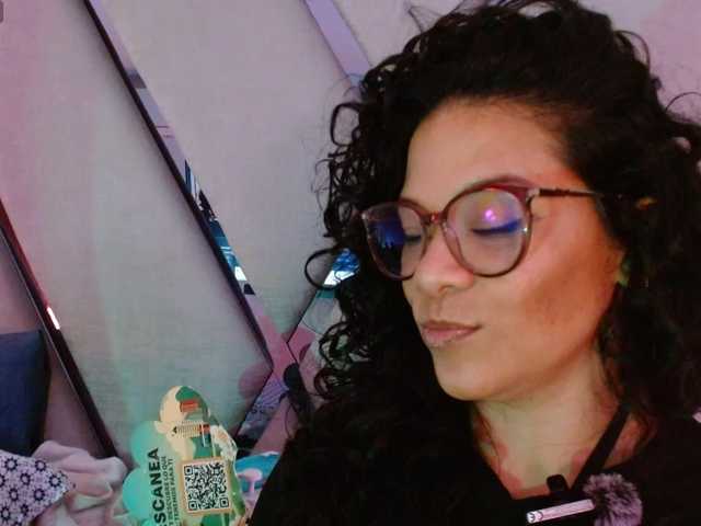 paula-daniela1 live cam on BongaCams