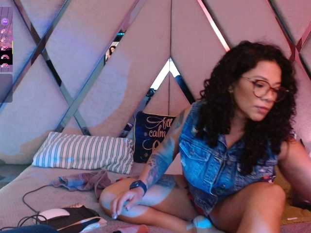 paula-daniela1 live cam on BongaCams