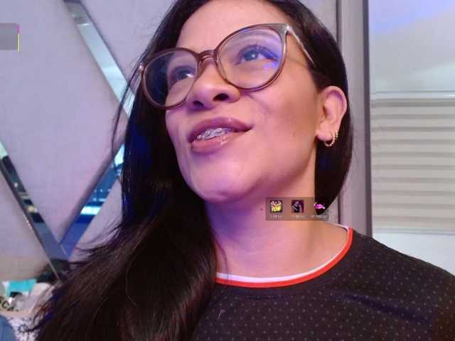 paula-daniela1 live cam on BongaCams