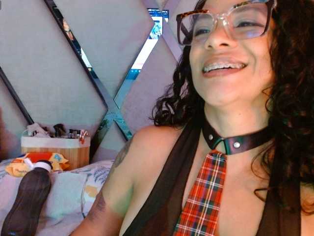 paula-daniela1 live cam on BongaCams