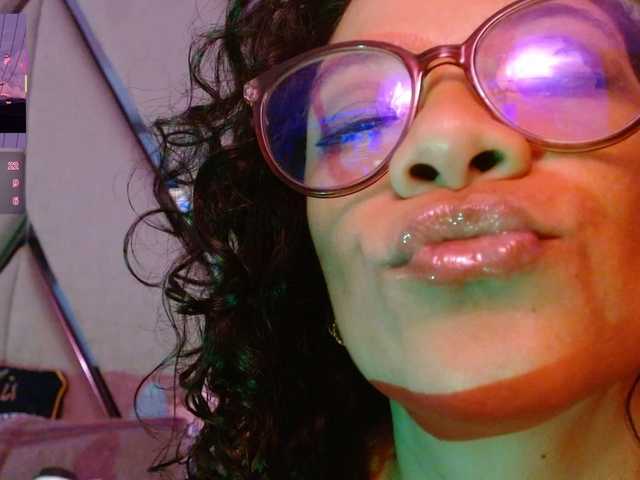 paula-daniela1 live cam on BongaCams