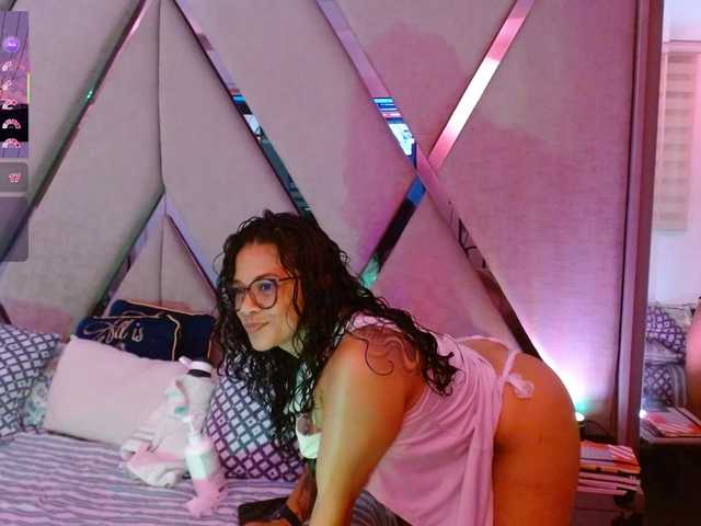paula-daniela1 live cam on BongaCams