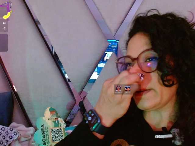paula-daniela1 live cam on BongaCams