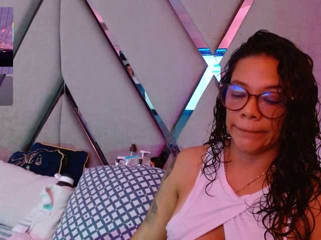 paula-daniela1 live cam on BongaCams