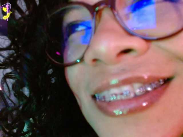 paula-daniela1 live cam on BongaCams