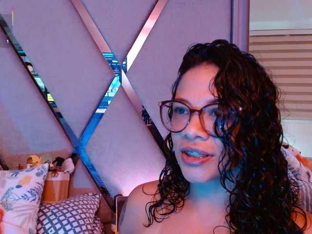 paula-daniela1 live cam on BongaCams
