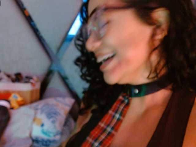 paula-daniela1 live cam on BongaCams