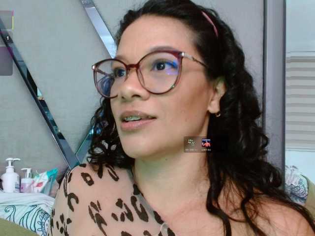 paula-daniela1 live cam on BongaCams