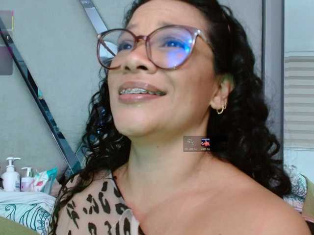 paula-daniela1 live cam on BongaCams