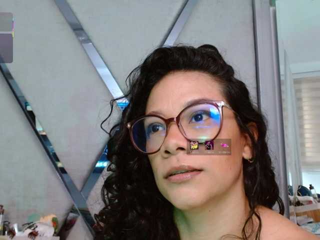 paula-daniela1 live cam on BongaCams