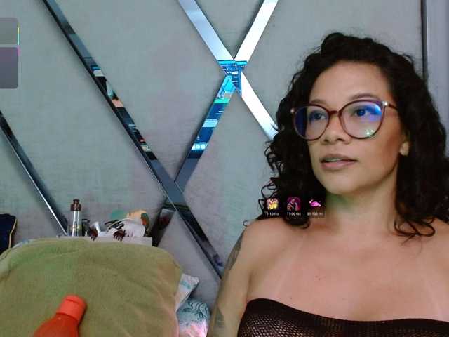 paula-daniela1 live cam on BongaCams