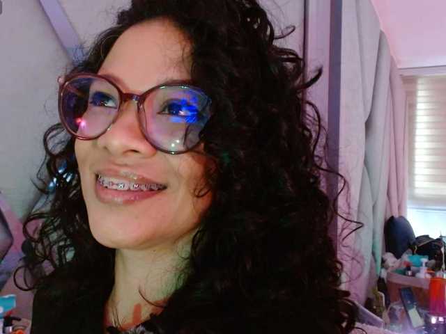 paula-daniela1 live cam on BongaCams