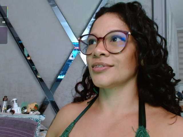 paula-daniela1 live cam on BongaCams