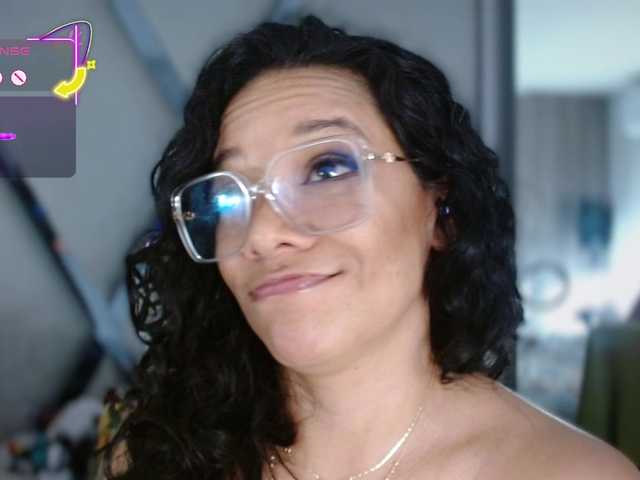 paula-daniela1's BongaCams show and profile