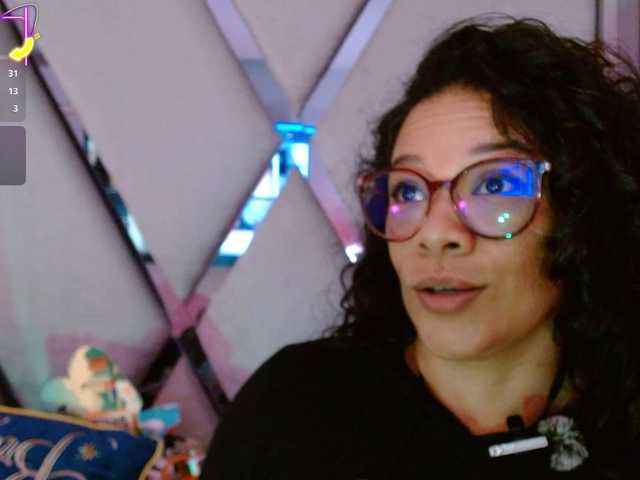 paula-daniela1 live cam on BongaCams