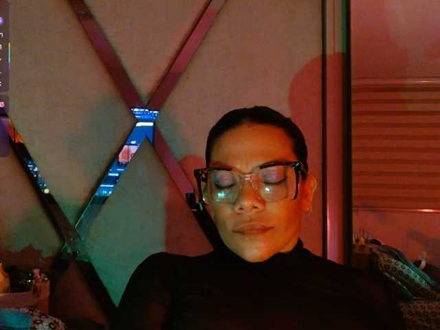 paula-daniela1 live cam on BongaCams