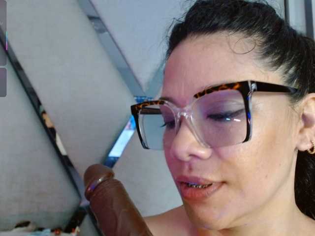 paula-daniela1 live cam on BongaCams