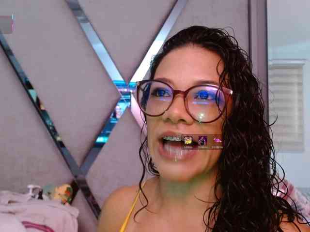 paula-daniela1 webcam