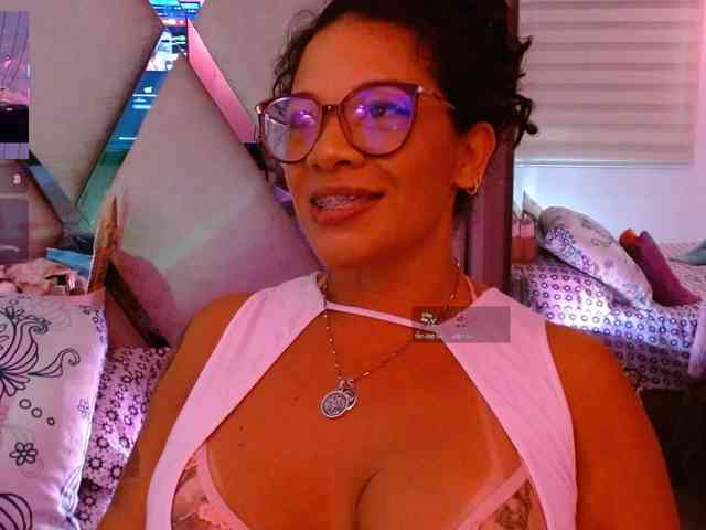 paula-daniela1 webcam