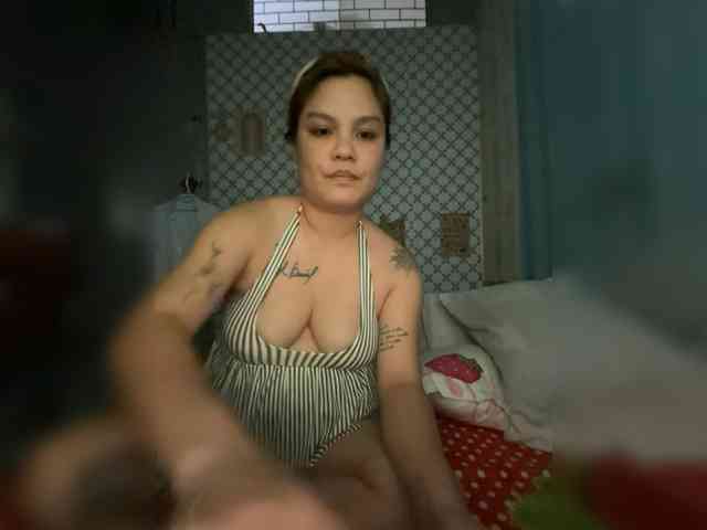 Sexylhady214's cam show statistics and live stream