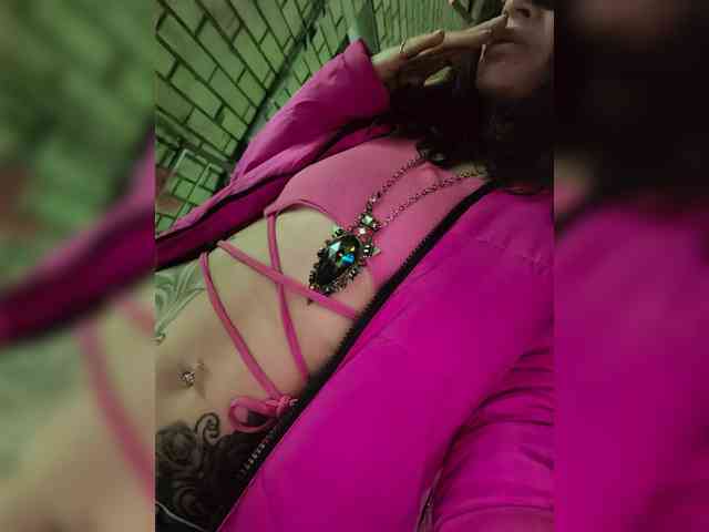Model: Gospajaa