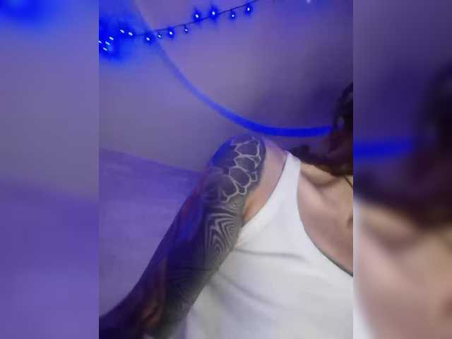 Neulivimie's BongaCams show and profile