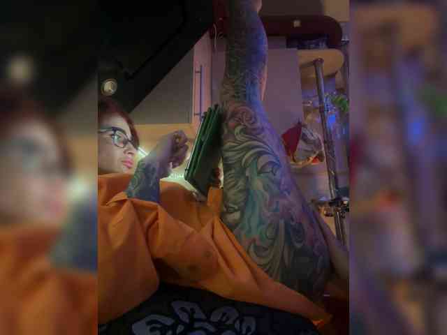 Neulivimie Live Webcam on BongaCams