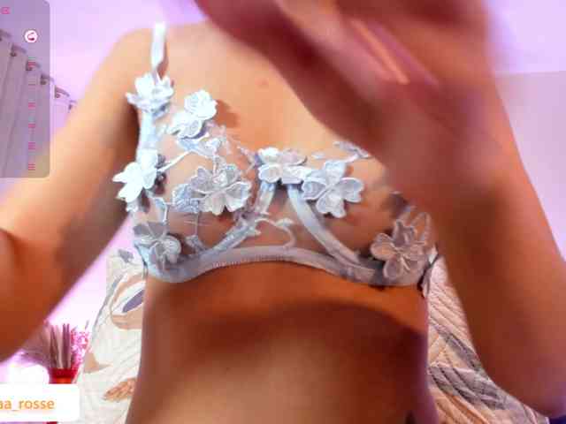 Deny-rose webcam
