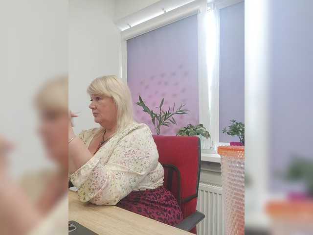 BESTija-1 live cam on BongaCams