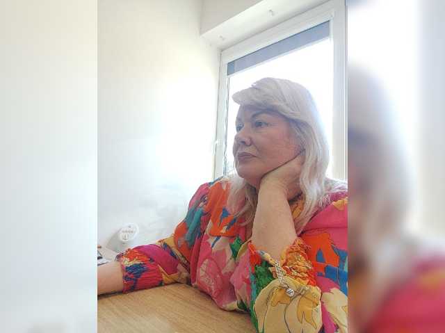 BESTija-1 live cam on BongaCams