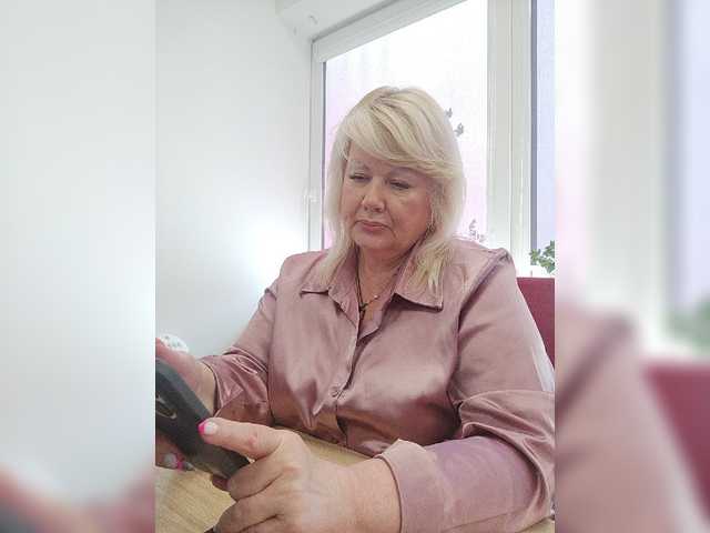 BESTija-1 live cam on BongaCams