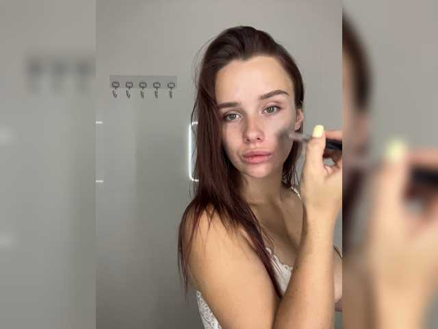 Tati16 live cam on BongaCams
