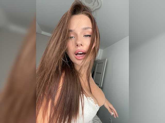 Tati16 live cam on BongaCams