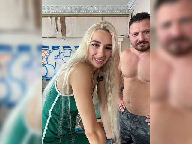 SnakeTina live cam on BongaCams