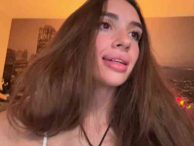 SnakeTina webcam