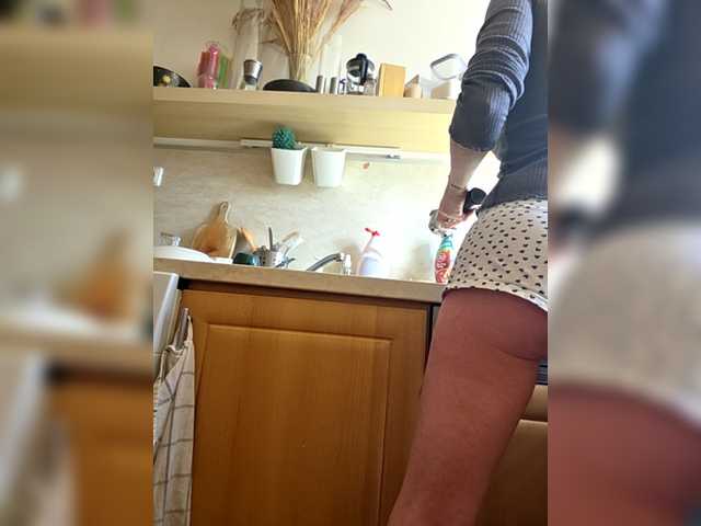 Lucille's BongaCams show and profile