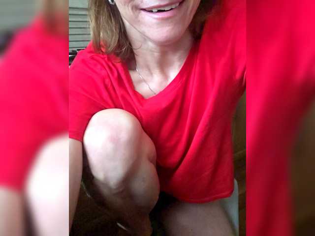 Lucille's BongaCams show and profile