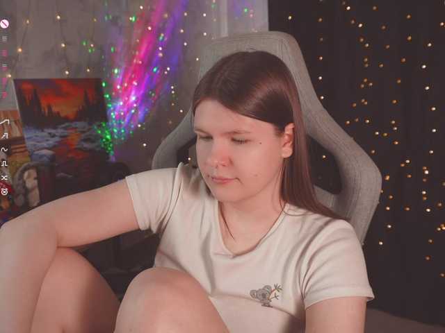 cutesoneckaaa live cam on BongaCams
