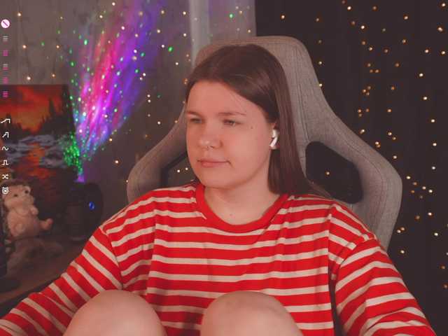 cutesoneckaaa live cam